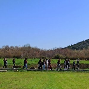 Στα μονοπάτια του Ερασίνου ποταμού