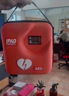 Απόκτηση απινιδωτή με χορηγία Ravago Hellas