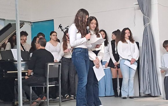 Σκηνές από την εκδήλωση για  τον εορτασμό της ελληνικής επανάστασης